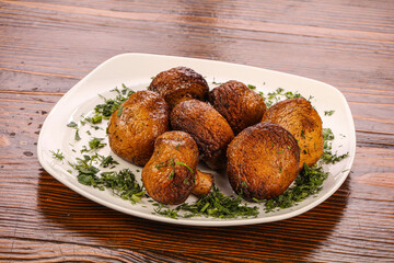 Hot grilled champignon bbq appetizer