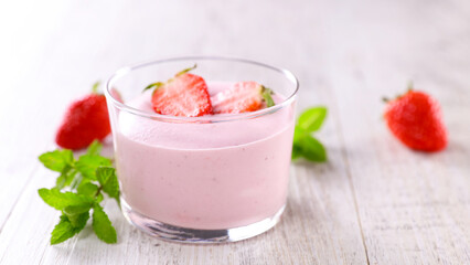 panna cotta- yogurt with strawberry