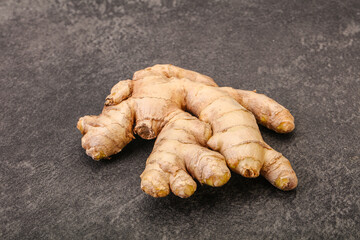 Natural organic raw ginger root