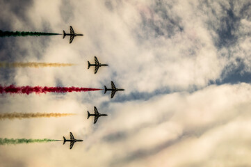 airplanes in formation