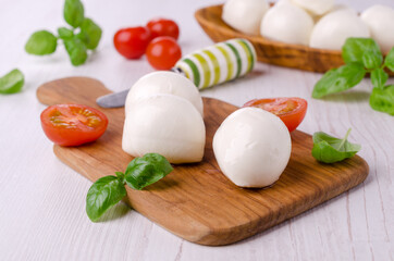 Traditional mozzarella cheese