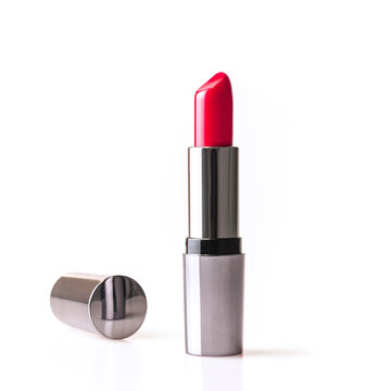 Fotograf&iacute;a de producto con pintalabios rojo sobre fondo blanco