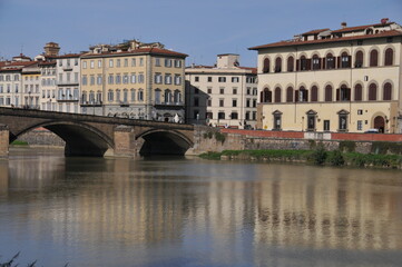 Obraz na płótnie Canvas Arno river