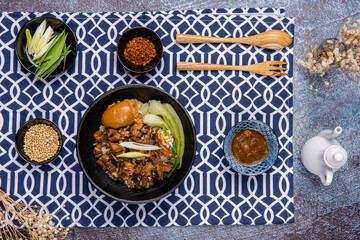 Lu rou fan or Taiwanese braised pork rice bowl is one of THE most beloved Taiwanese comfort foods. 
