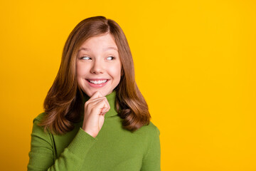 Photo portrait young girl in green turtleneck smiling touching chin looking copyspace isolated...