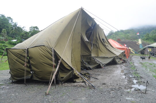 military tents or tents for refugees whose conditions were damaged by the wind.