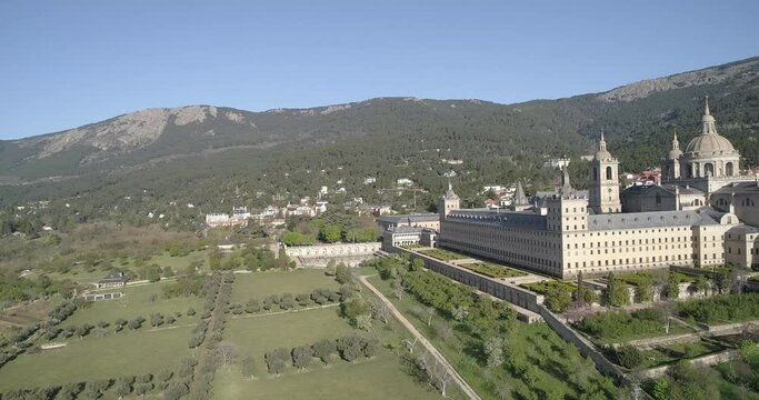 Espectacular monasterio en San Lorenzo del Escorial, SIN DUDA EL MONASTERIO MEJOR CUIDADO DE TODO PATRIMONIO NACIONAL