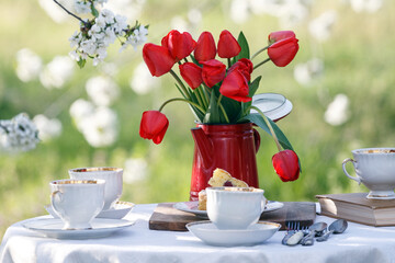breakfast in the spring garden