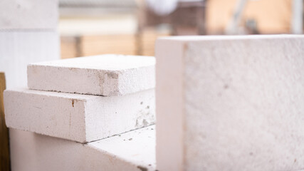 The use of aerated concrete blocks as a building material