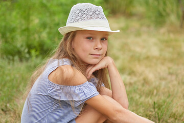 Little girl with hat