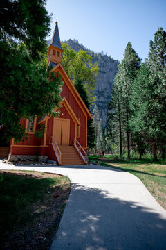 Yosemite Chapple Yosemite National Park