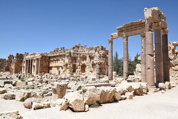 Obraz premium Wide View of a Section of the Baalbek Archaeological Site, Lebanon