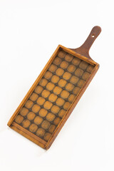 硬貨を数える昔の道具、銭枡