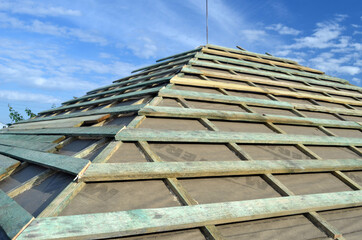 Wood roof trusses. House construction. 