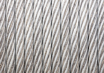 Vertical stranded rolled metal cable