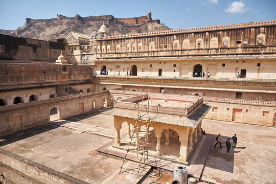The town of Amer and the Amber Fort were originally built by Raja Man Singh kachwaha (kushwaha) and additions were, later, made by Sawai Jai Singh.