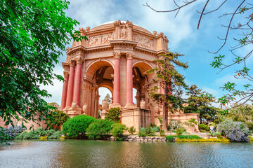 Palace of Fine Arts surrounded by flowers and trees in San Francisco