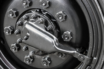 tire tread wheel with automatic tire booster system