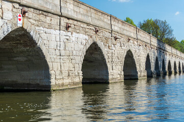 Historical arch Clopton Bridge on the River Avon  in Stratford-upon-Avon, England