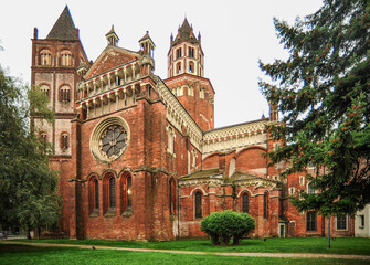 Fototapeta na wymiar The Basilica of St. Andrew is a beautiful monument of early Italian Gothic, retaining the features of the Romanesque style. 