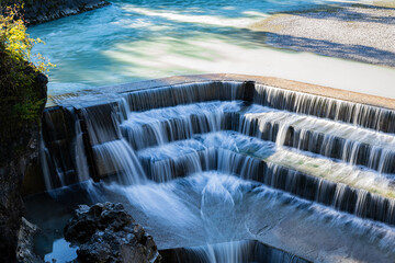 Wasserfall mit Stufen