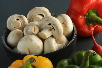 whole champignons in a bowl
