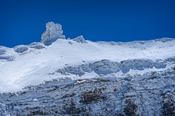 Doigt de la Fausse Brèche seen from the Col de Sarradets (Pyrénées National Park, Pyrenees, Gavarnie, France)