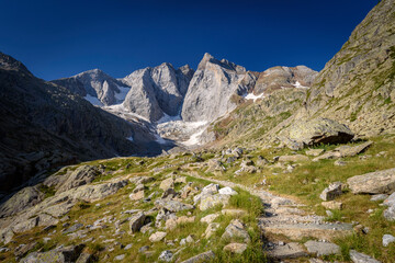 Vignemale in summer, seen from the Gaube Valley (Pyrénées National Park, Pyrenees, Cauterets, France)