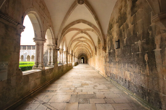 DIE 4,322 BESTEN BILDER, STOCKFOTOS UND ZU „Batalha