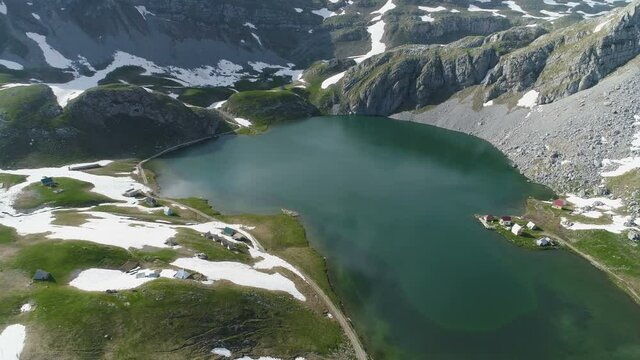 Kapetanovo lake in Montenegro, sring time