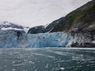 A glimpse at scenic Alaskan vistas 