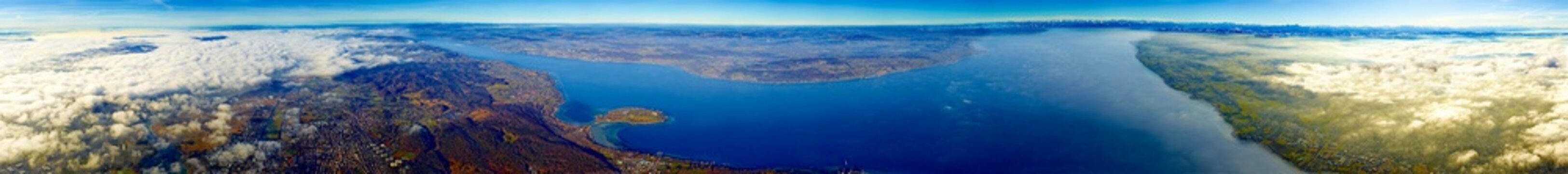 Sensationelles 360 Grad Panorama über dem Bodensee