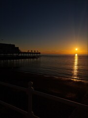 Obraz premium sunset at the pier