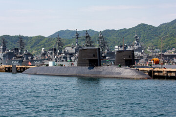 停泊中の海上自衛隊の潜水艦(呉・広島)
