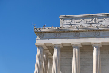 Fototapeta premium Washington DC, USA, Lincoln memorial and pool at sunny day, 