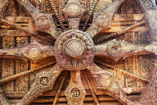 Stone chariot wheel at the Konark Sun Temple, Odisha, India