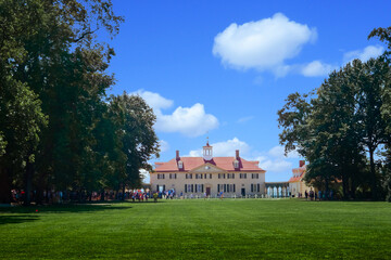 Fototapeta na wymiar President George Washington home at Mount Vernon in Virginia, USA