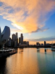 Fototapeta na wymiar Singapore's bay area at sunrise