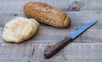 Panini con sfondo in legno alimentazione naturale e salutare, ecologia,  pagnotta di pane