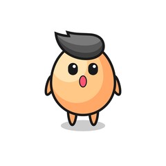 the amazed expression of the egg cartoon