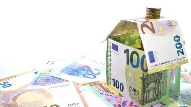 Haus aus Geldscheinen - Hauskredit