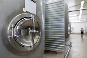 Stainless steel barrels and tanks and other containers for liquids in the food industry. Industrial...