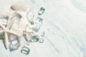 Obraz na płótnie Canvas 모래와 얼음과 여름 컨셉 이미지