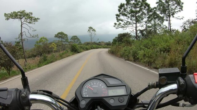 Motorbiking Chiapas, road from Las Margaritas to San Quintin - Mexico 4K