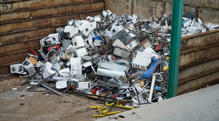 Schrott Wertstoffe Haushaltsgeräte Recycling Aufbereitung Wertstoffhandel