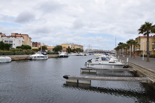 boat harbor sud france