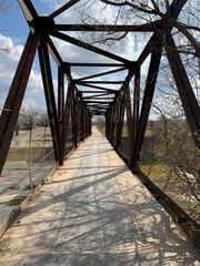 Obraz premium wooden bridge over the river