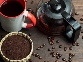 Cafe organico tostado y molido para hacer en cafetera.