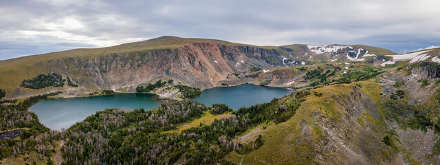 Beartooth Highway scenic drive - Twin Lakes 