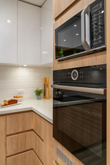 Built-in ovens in the kitchen modular system